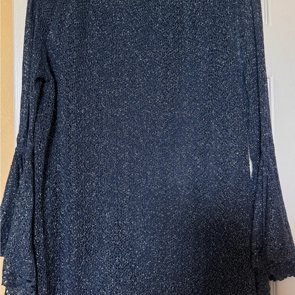 Chicos Size 1 women’s 8-10. Navy Blue Sparkle Tunic. Bell Sleeves, new no tags - Picture 2 of 6